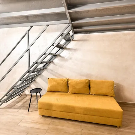 56 1 Apartament *