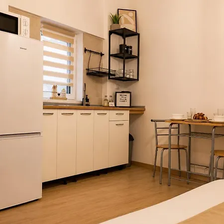 56 1 Apartament